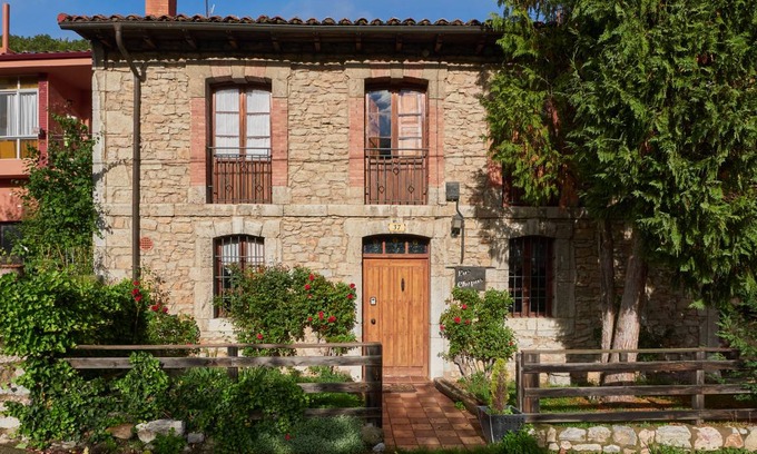 La Pola de Gordon House | 120 m² House ∙ 6 bedrooms ∙ 10 guests