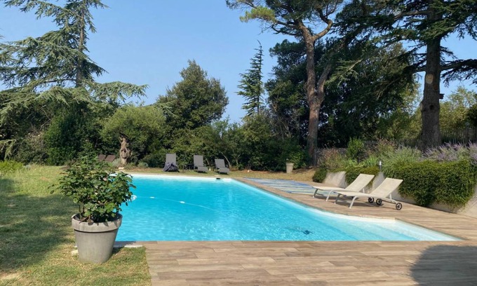 Montreal House | 125 m² Gîte ∙ 4 bedrooms ∙ 8 guests