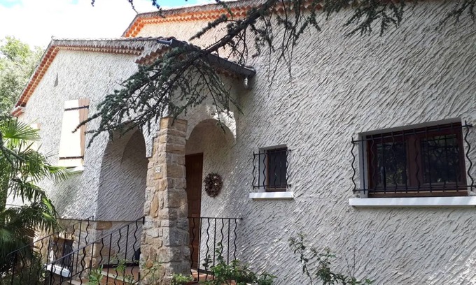 Aubres House | 127 m² House ∙ 3 bedrooms ∙ 6 guests