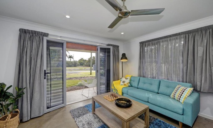 Bargara Bed & Breakfast | 12th Tee BnB