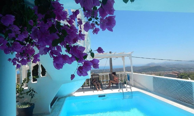 Dasamari House | 130 m² House ∙ 3 bedrooms ∙ 6 guests