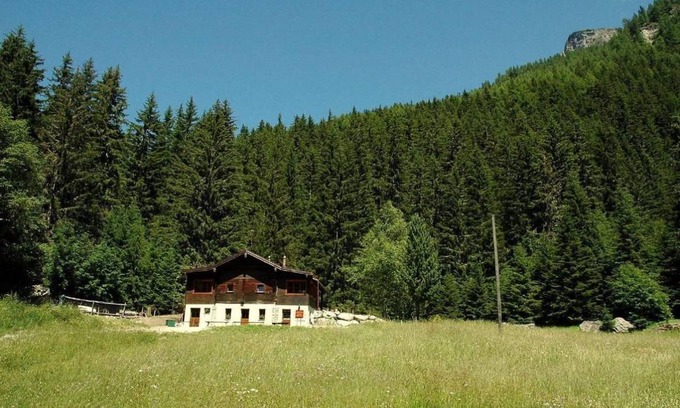 Pralong House | 130 m² House ∙ 5 bedrooms ∙ 8 guests