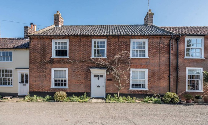 Wangford House | 131 m² House ∙ 4 bedrooms ∙ 6 guests