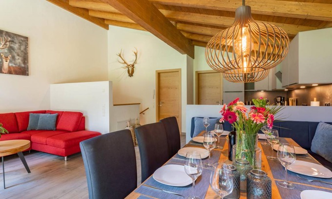 Wald im Pinzgau Ski Chalet | 135 m² Chalet ∙ 4 bedrooms ∙ 10 guests