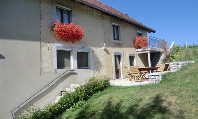 Boujailles House | 135 m² Gîte ∙ 4 bedrooms ∙ 11 guests