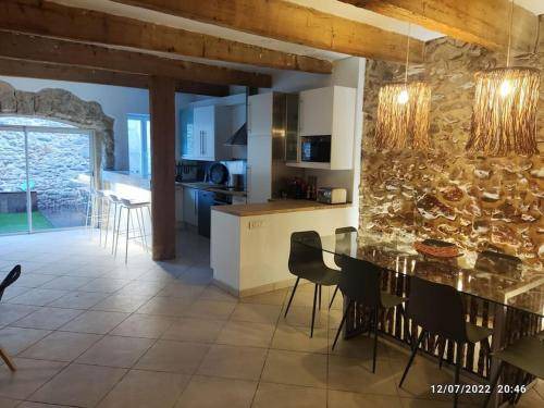 Bouzigues Apartment | 140 m² Apartment ∙ 3 bedrooms ∙ 8 guests