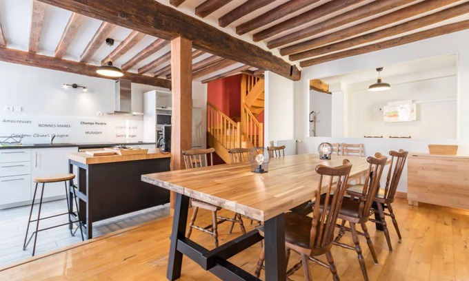 Nuits-Saint-Georges House | 140 m² House ∙ 4 bedrooms ∙ 9 guests