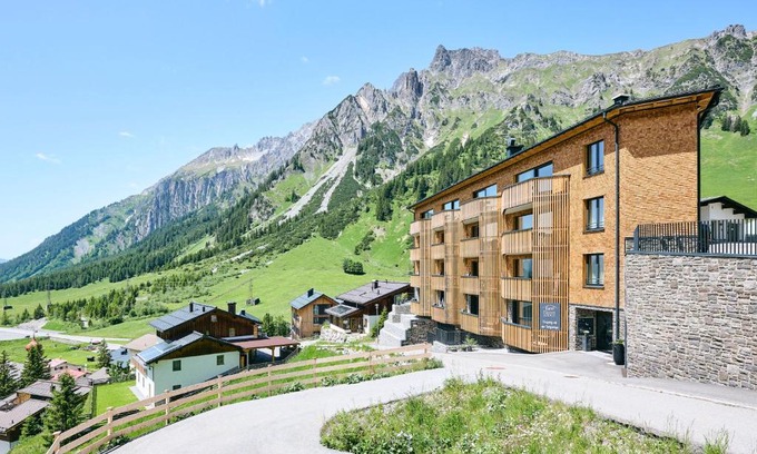 Stueben Apartment | 1400 FlexenLodge