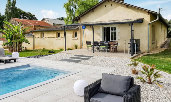 Montreuil-Bellay House | 142 m² House ∙ 3 bedrooms ∙ 6 guests