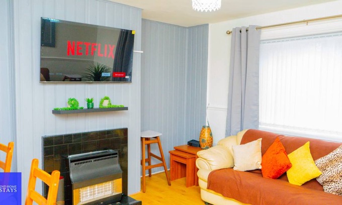 Cradley Heath House | 145 m² House ∙ 6 bedrooms ∙ 14 guests