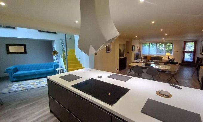 Gifford House | 149 m² House ∙ 3 bedrooms ∙ 6 guests
