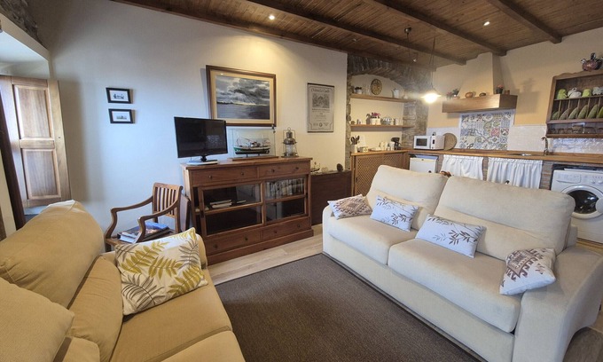 Lastres Apartment | 14A10 CAU LA MAR Apto en pleno casco historico
