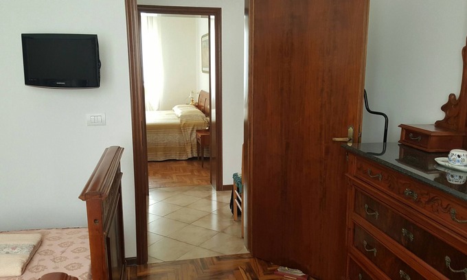 Mestre Apartment | 15 minutes to Venice! A big and quiet apartment for family. Pet friendly