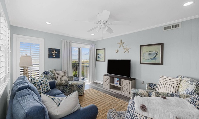 Murrells Inlet Condo | *15% Off New Bookings for Stays through 2025*