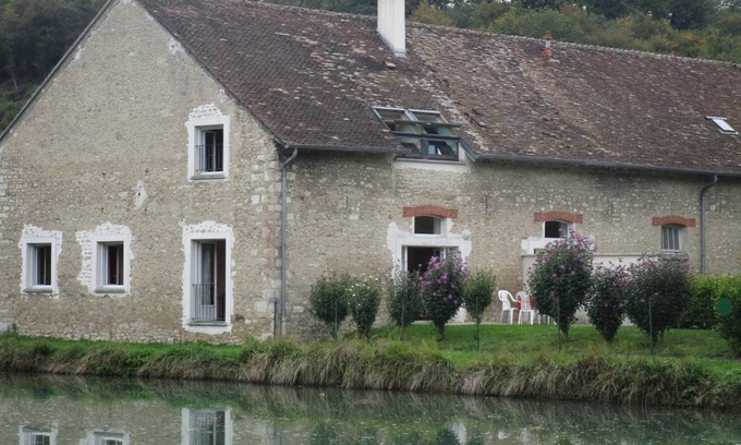 La Madeleine-sur-Loing House | 150 m² Gîte ∙ 5 bedrooms ∙ 11 guests
