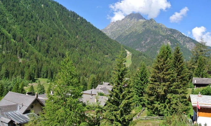 Champex-Lac Apartment | 150 m² Apartment ∙ 3 bedrooms ∙ 6 guests