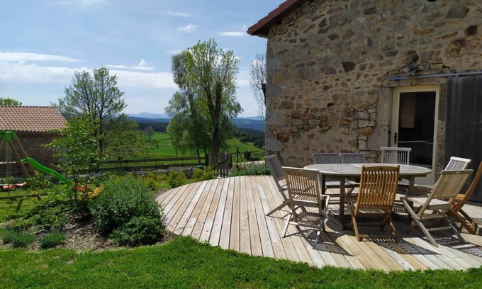 Riotord Cottage | 150 m² Cabin ∙ 4 bedrooms ∙ 9 guests