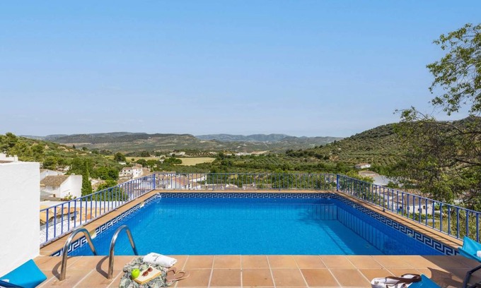 Zagrilla House | 150 m² House ∙ 4 bedrooms ∙ 8 guests