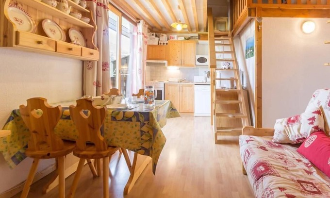 Montalbert Apartment | 150m from resort center, 4th floor, balcony, tv, ski locker, 41m², Montalbert