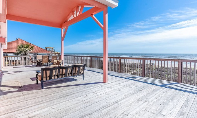 Jamaica Beach House | 155 m² House ∙ 3 bedrooms ∙ 10 guests