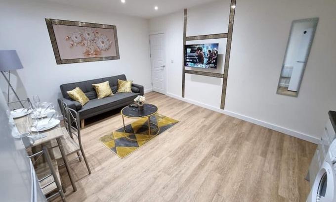 Morley Apartment | *16*a* Ground floor * setup for your most amazing & relaxed stay