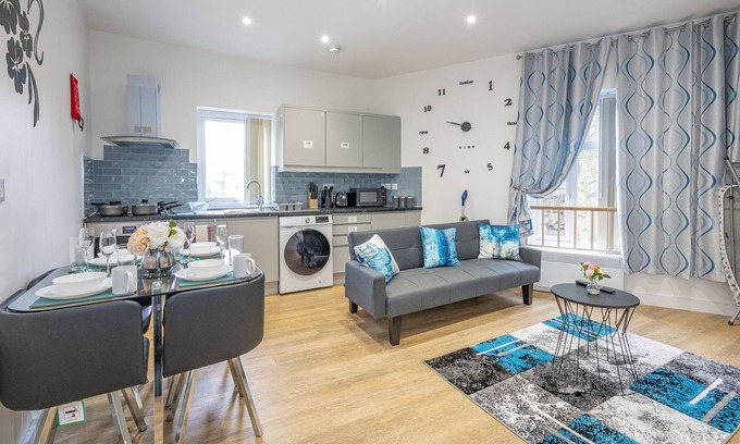 Morley House | *16*b* setup for your most amazing & relaxed stay + Free Parking + WiFi