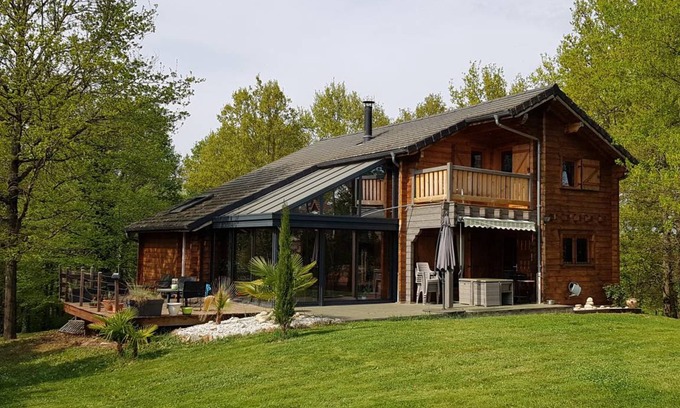 Saint-Remy-en-Rollat Cottage | 160 m² Cabin ∙ 4 bedrooms ∙ 6 guests