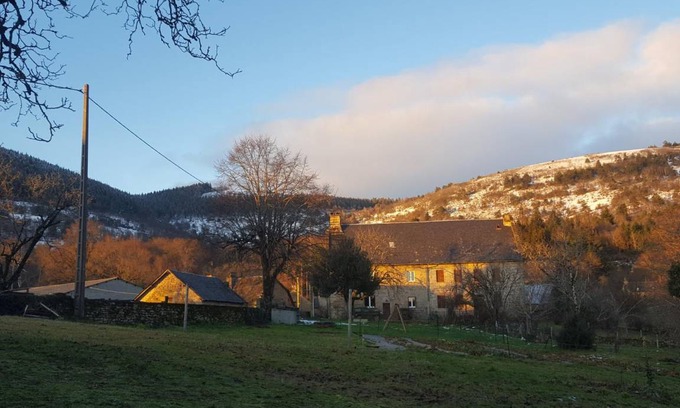 Chaumeil House | 160 m² Gîte ∙ 5 bedrooms ∙ 12 guests