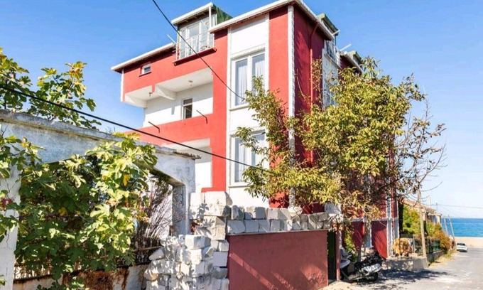 Arnavutkoy House | 160 m² House ∙ 2 bedrooms ∙ 4 guests