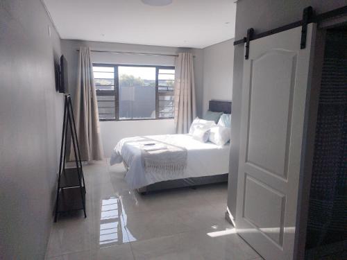 Goodwood House | 160 On Townsend Guesthouse
