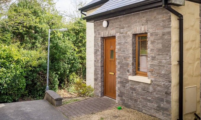 Clifden House | 17 Canons Lane, truly is a home away from home