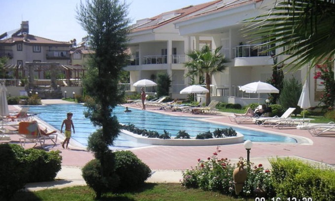 Side Apartment | 170 m² Apartment ∙ 3 bedrooms ∙ 5 guests