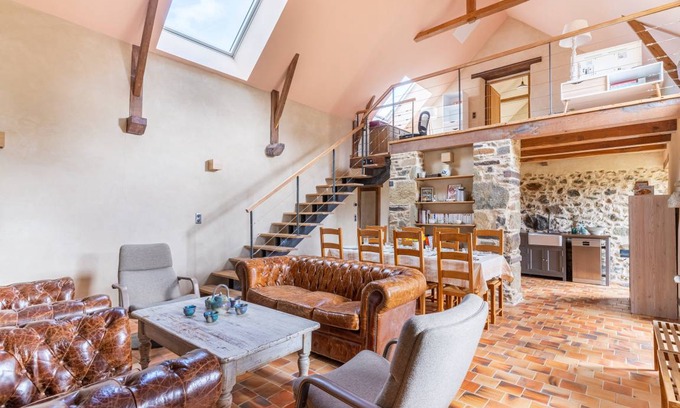 Pleboulle House | 170 m² House ∙ 3 bedrooms ∙ 8 guests