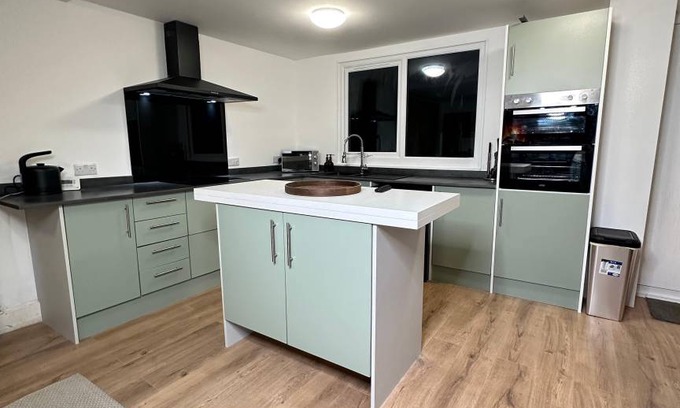 Chapeltown House | 170 m² House ∙ 6 bedrooms ∙ 8 guests
