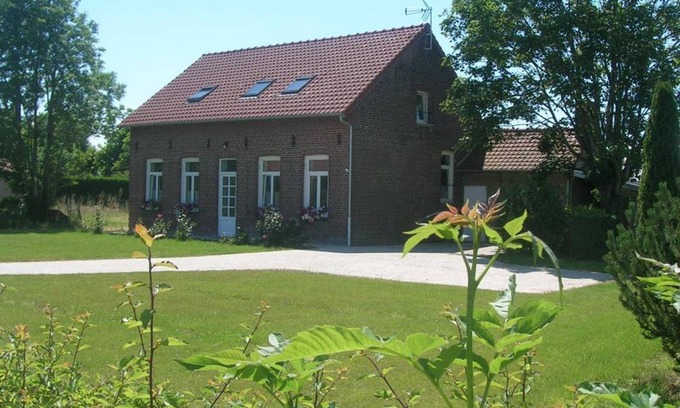 Esquelbecq Cottage | 177 m² Cabin ∙ 4 bedrooms ∙ 9 guests