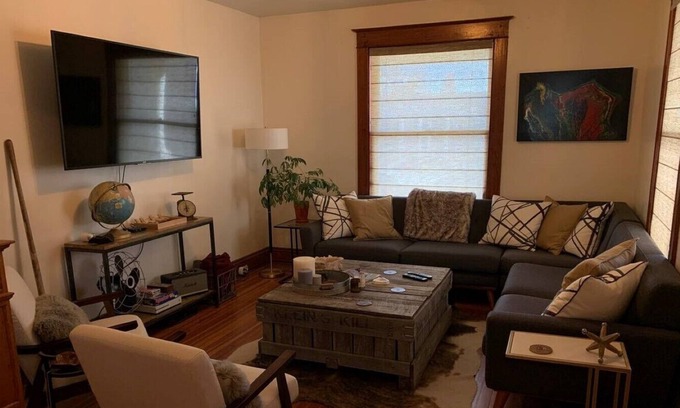 Hudson House | 18 Fairview Ave in Hudson NY