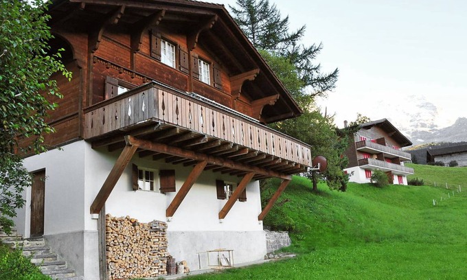 Wengen Other | 180 m² Accommodation ∙ 3 bedrooms ∙ 7 guests