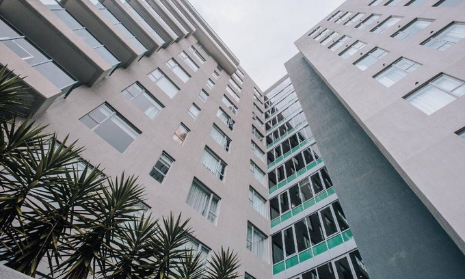 Newcastle West Apartment | 180 m² Apartment ∙ 10 guests