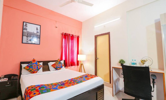 Shamshabad Hotel | 180 m² Hotel ∙ 3 guests