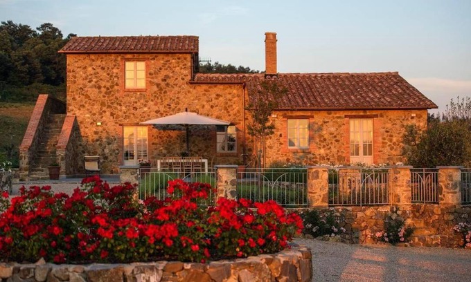Trevinano House | 180 m² House ∙ 5 bedrooms ∙ 9 guests