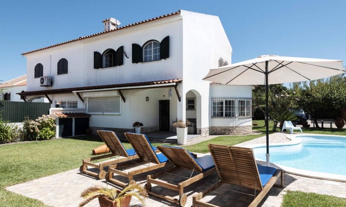 Faulha Villa | 180 m² Villa ∙ 3 bedrooms ∙ 6 guests