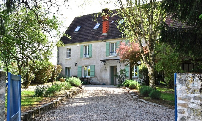 Priez Cottage | 18th Century property 1h from Paris