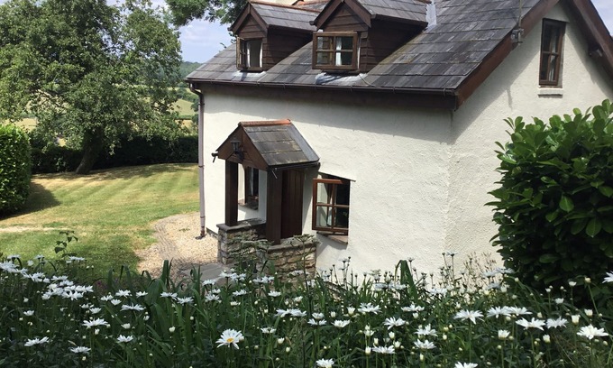 Coed-Y-Paen Cottage | 18th century stone cottage in the beautiful Usk valley