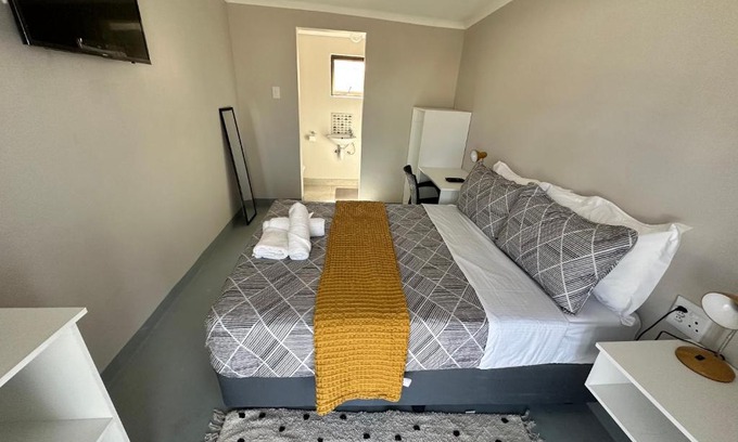 Southernwood House | 19 on Gordon