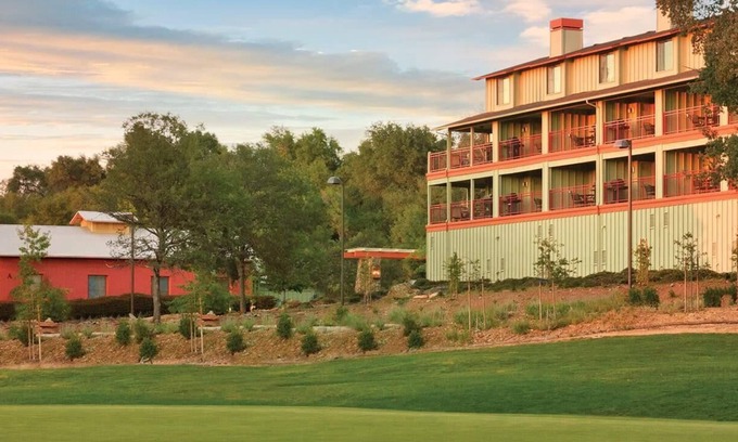 Angels Camp Condo | 1br Condo Golf All Day, Sleep In The Comforts of Home