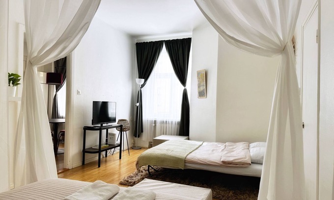 Kamppi Apartment | 1BR Demure Design Urban Living Space