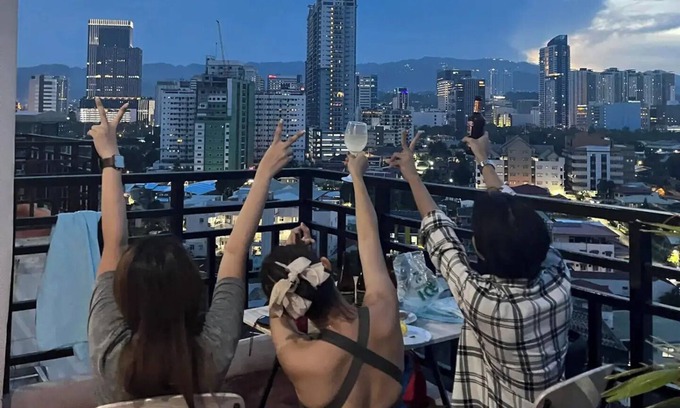 Cebu Apartment | 1BR Haven in Royal Garden Residences