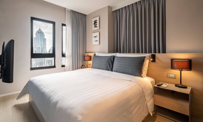 Embassy District Condo | 1BR/Midtown/Monthly