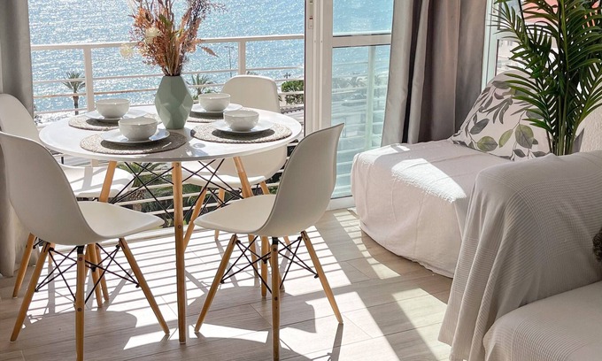 L'Albufereta Apartment | 1st line apartment with sea views and pool and WIFI