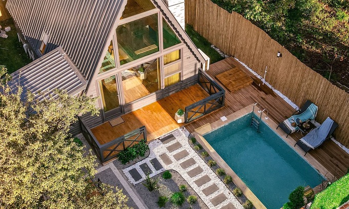 Sapanca House | 2+1 Heating (Private Pool) - Fireplace - Jacuzzi - Sheltered - 4 Person Bungalow